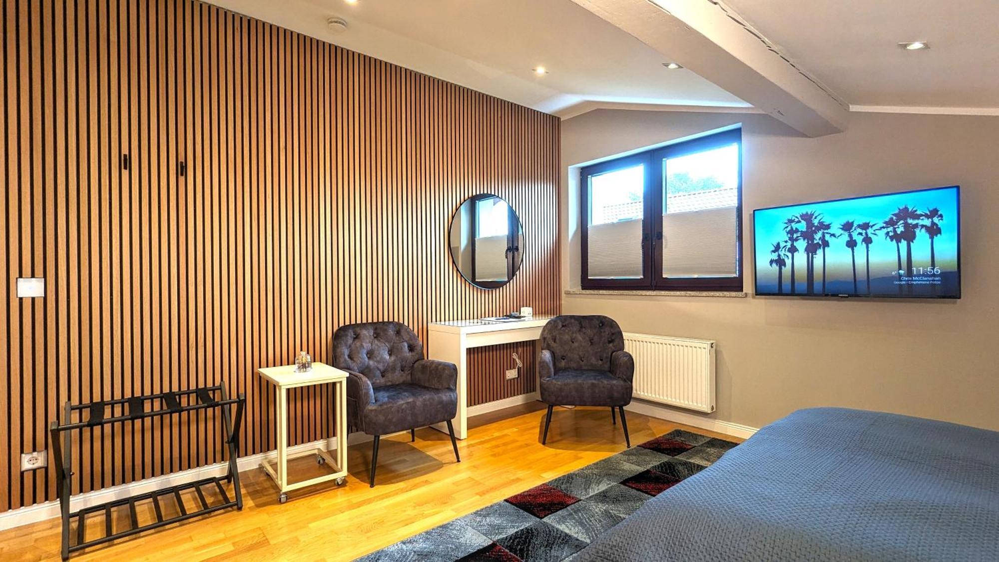 3 Rooms - Zimmervermietung Naehe Flughafen Ber - Gratis Wlan, Parken & Netflix Berlim Quarto foto